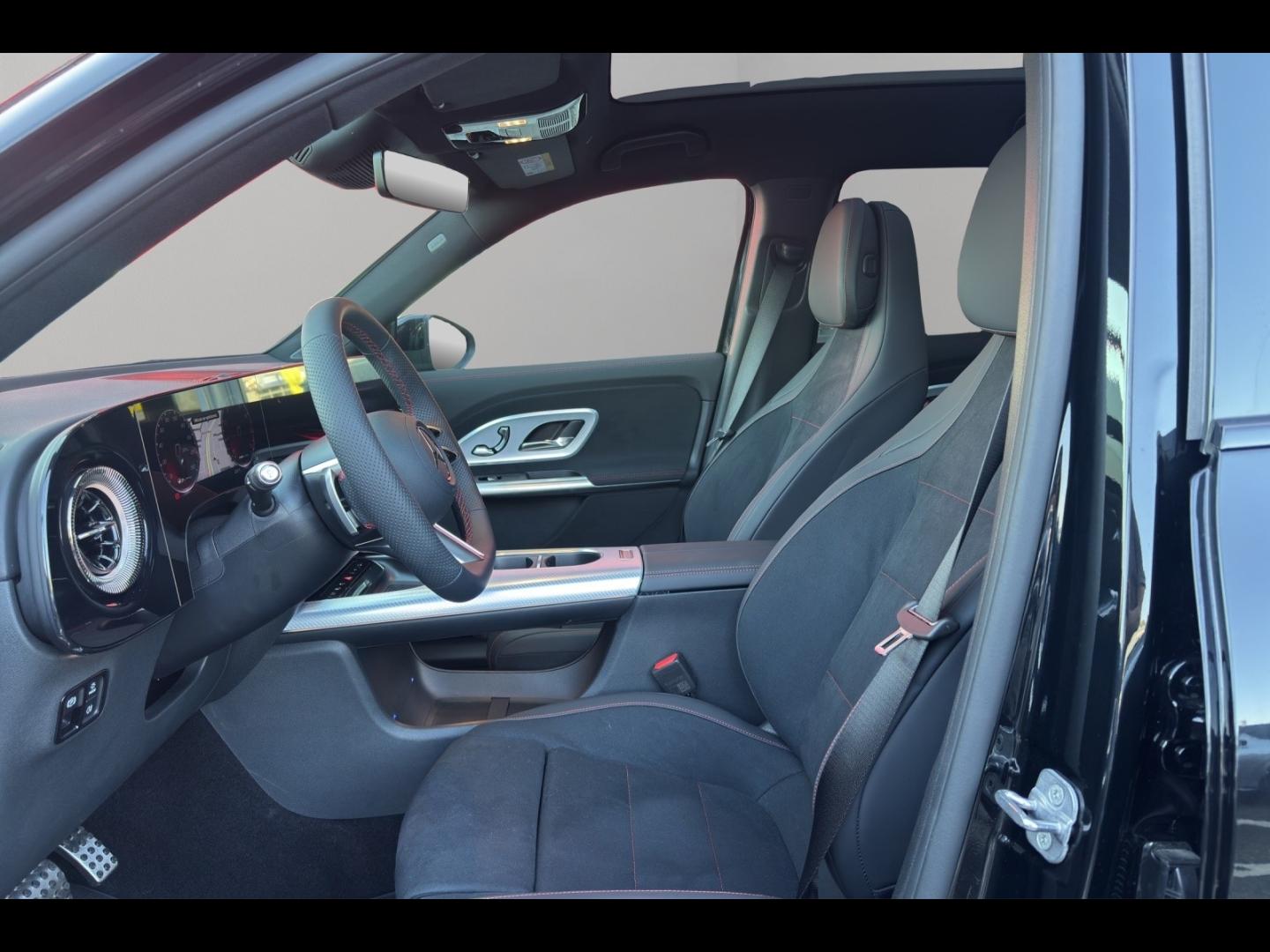 Image MERCEDES-BENZ GLB 200 163+30ch AMG Line 8G-eDCT