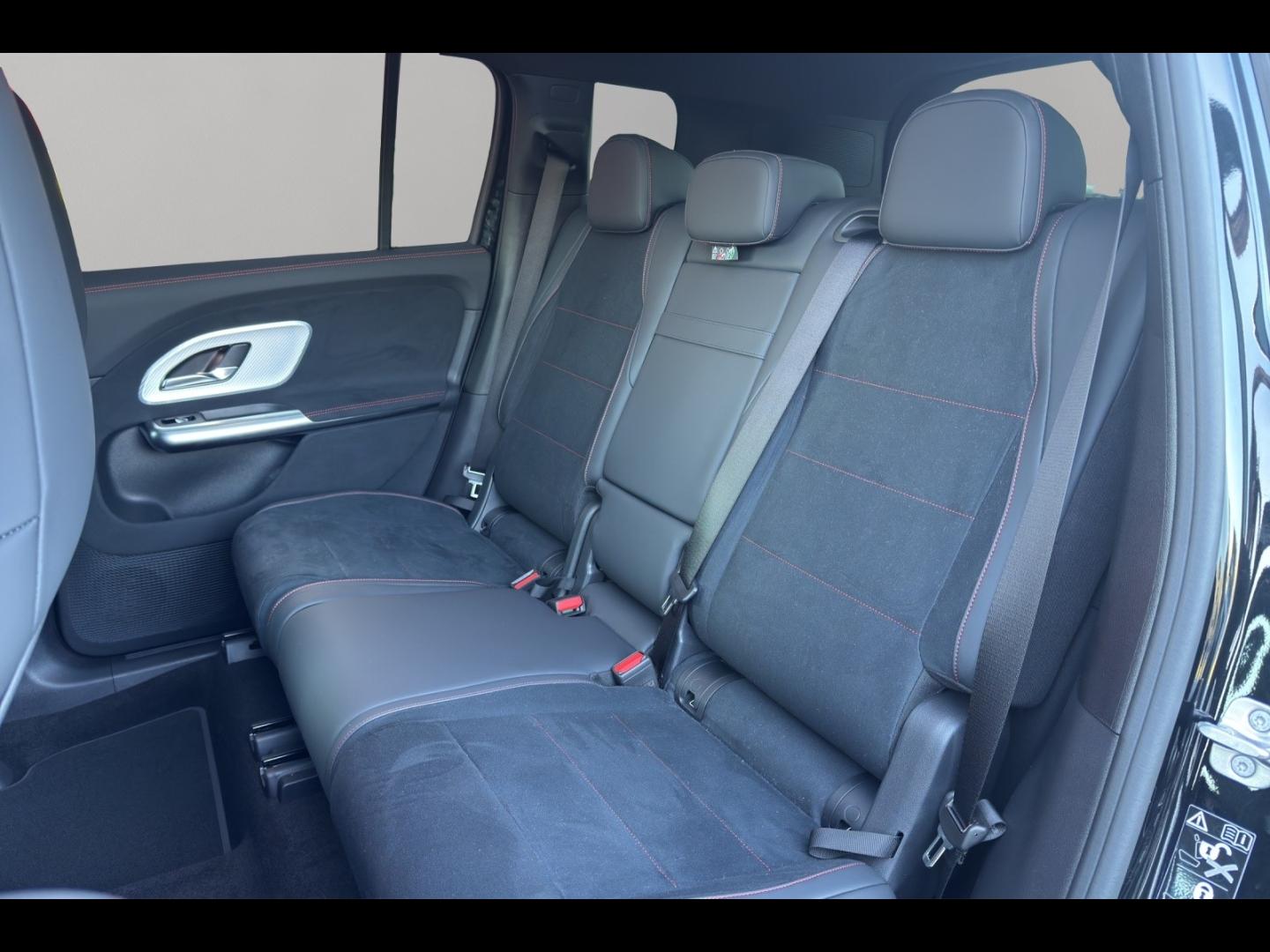 Image MERCEDES-BENZ GLB 200 163+30ch AMG Line 8G-eDCT