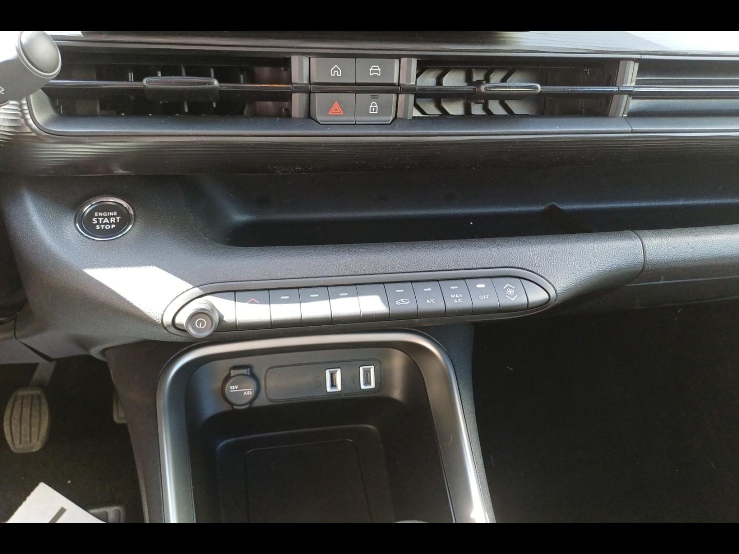 Image JEEP Avenger 1.2 Turbo T3 100ch Altitude