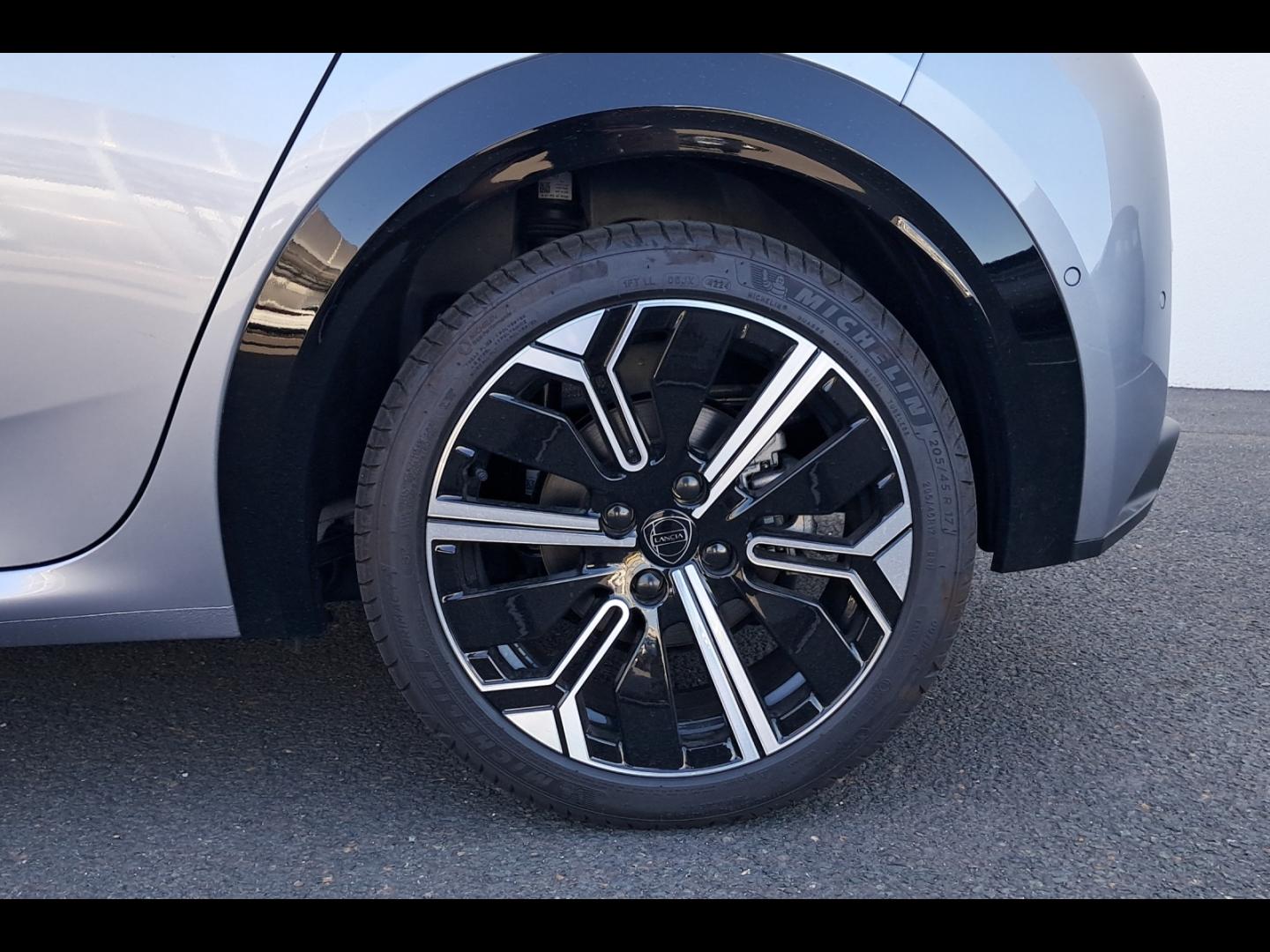 Image LANCIA Ypsilon Elettrica 156ch 54kWh LX