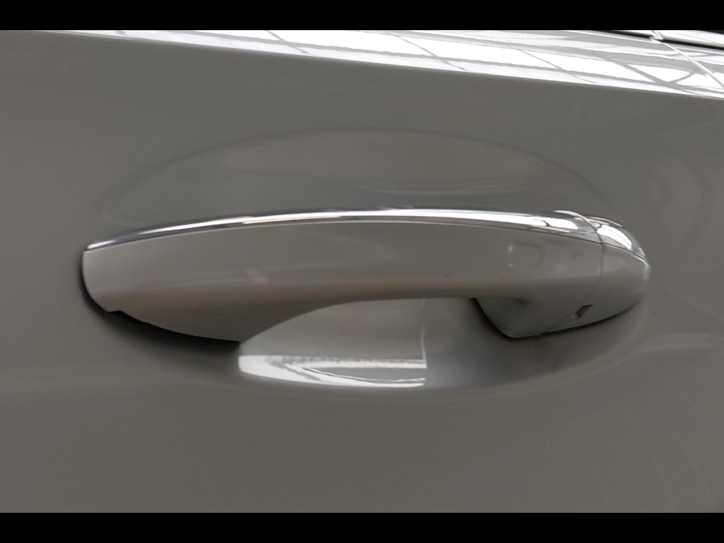 Image MERCEDES-BENZ Classe A Berline 180 d 116ch Style Line 7G-DCT
