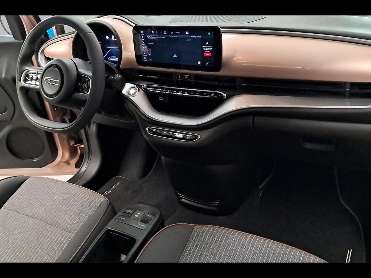 Image FIAT 500 e 95ch Icône Plus (Pack Magic Eye)