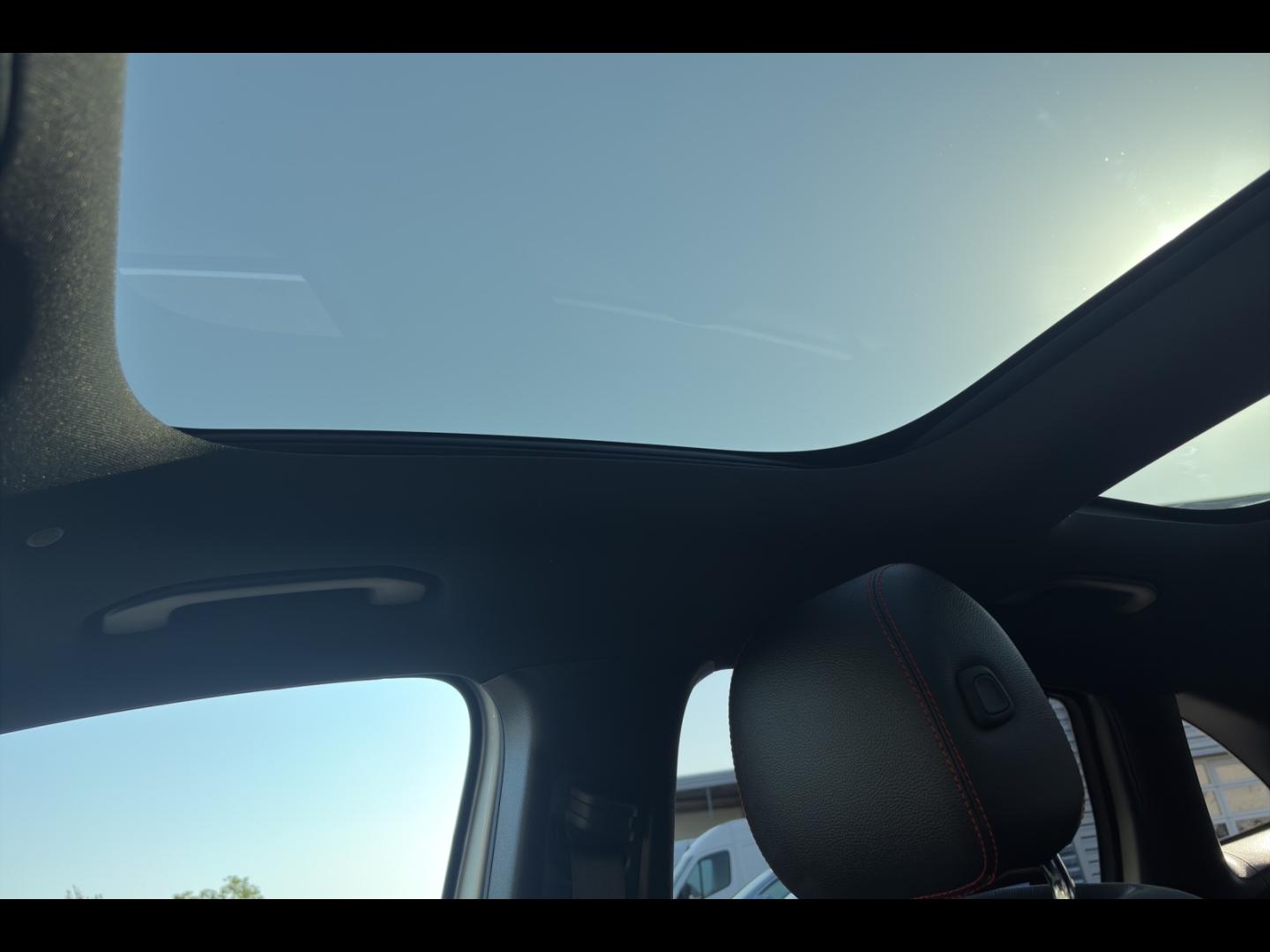 Image MERCEDES-BENZ GLA 200 d 150ch AMG Line 8G-DCT