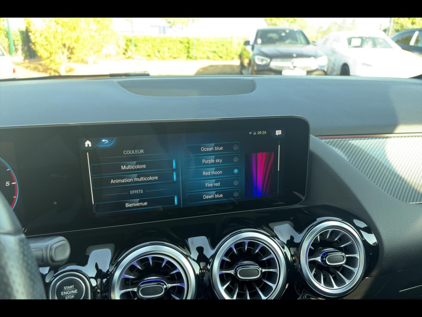 Image MERCEDES-BENZ GLA 200 d 150ch AMG Line 8G-DCT