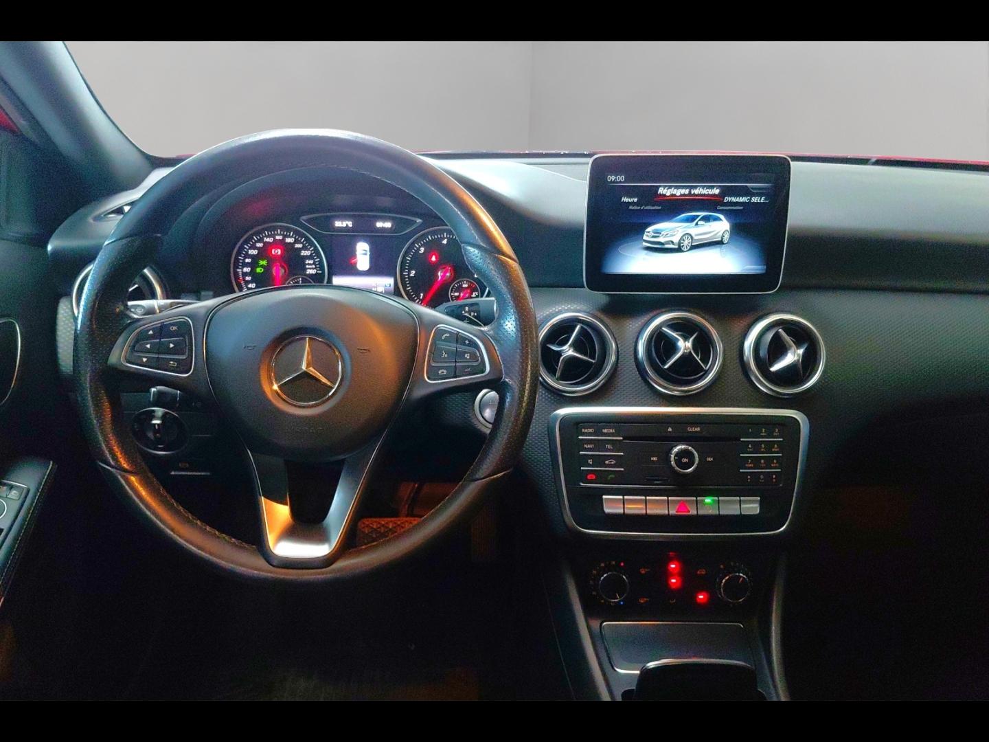 Image MERCEDES-BENZ Classe A 200 d Sport Edition 7G-DCT