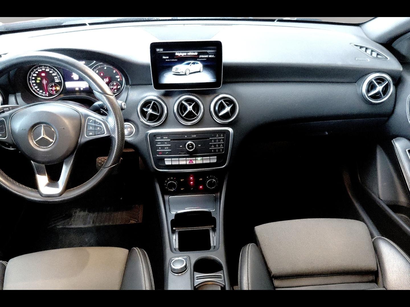 Image MERCEDES-BENZ Classe A 200 d Sport Edition 7G-DCT