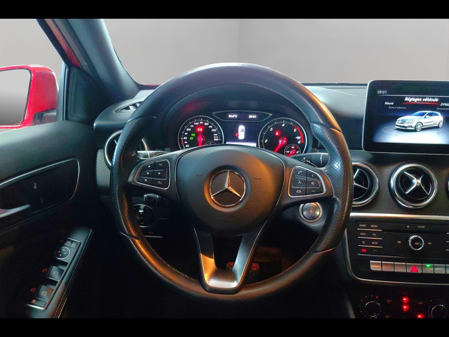 Image MERCEDES-BENZ Classe A 200 d Sport Edition 7G-DCT