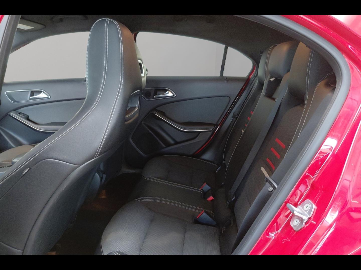 Image MERCEDES-BENZ Classe A 200 d Sport Edition 7G-DCT