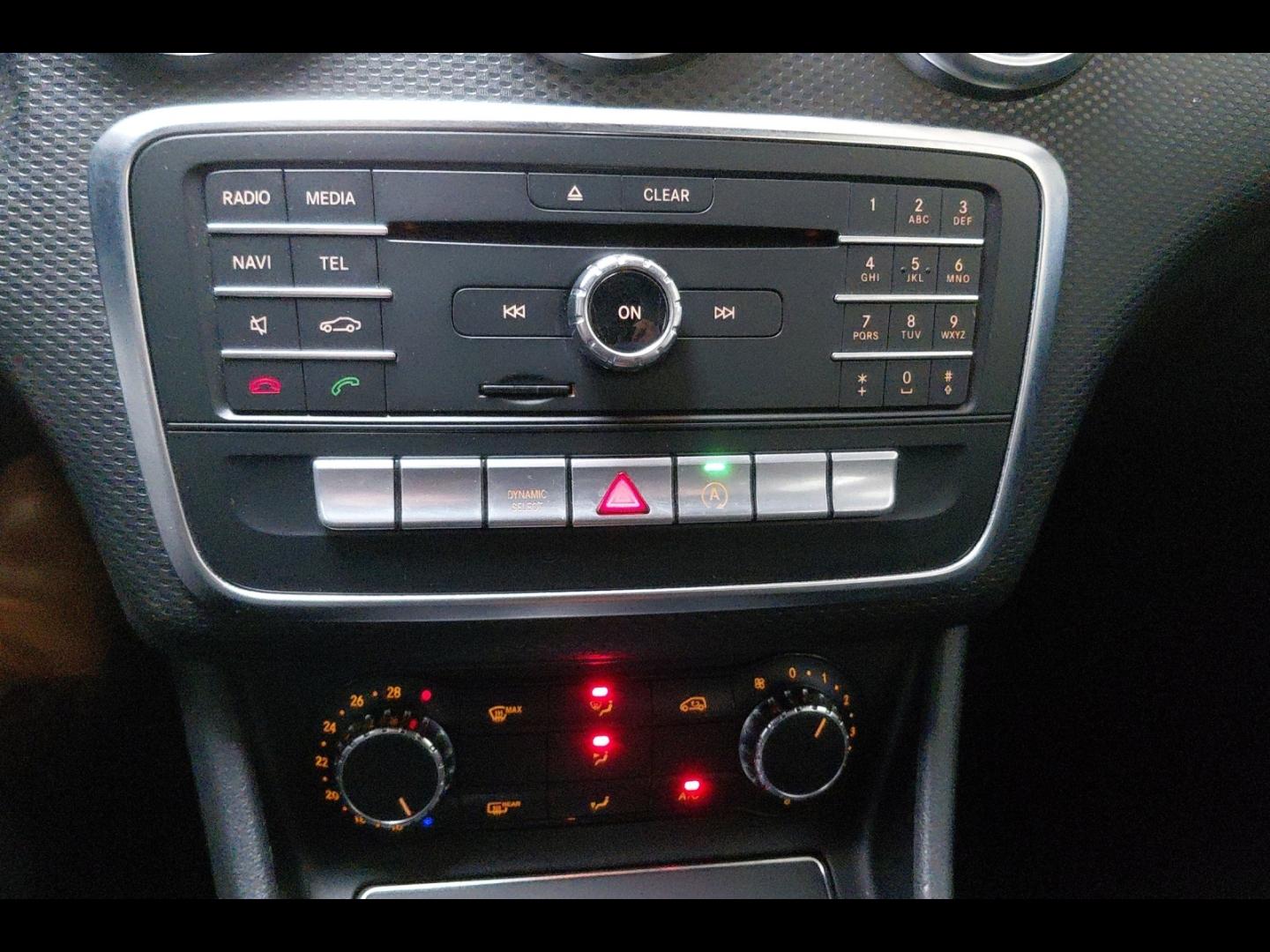 Image MERCEDES-BENZ Classe A 200 d Sport Edition 7G-DCT
