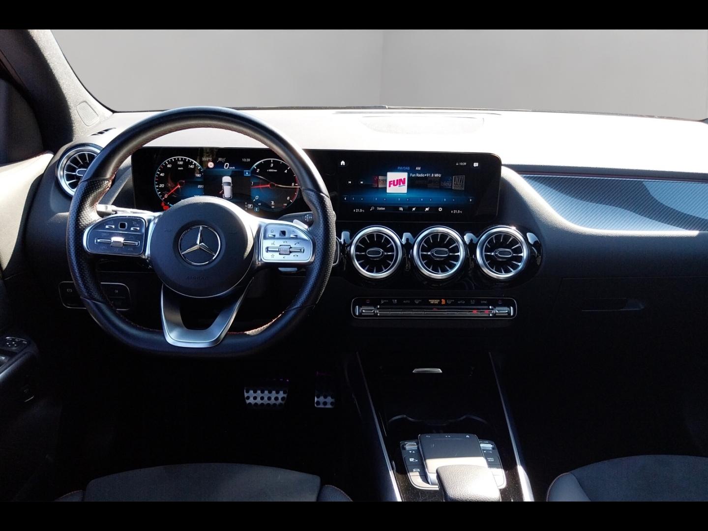 Image MERCEDES-BENZ GLA 220 d 190ch 4Matic AMG Line 8G-DCT