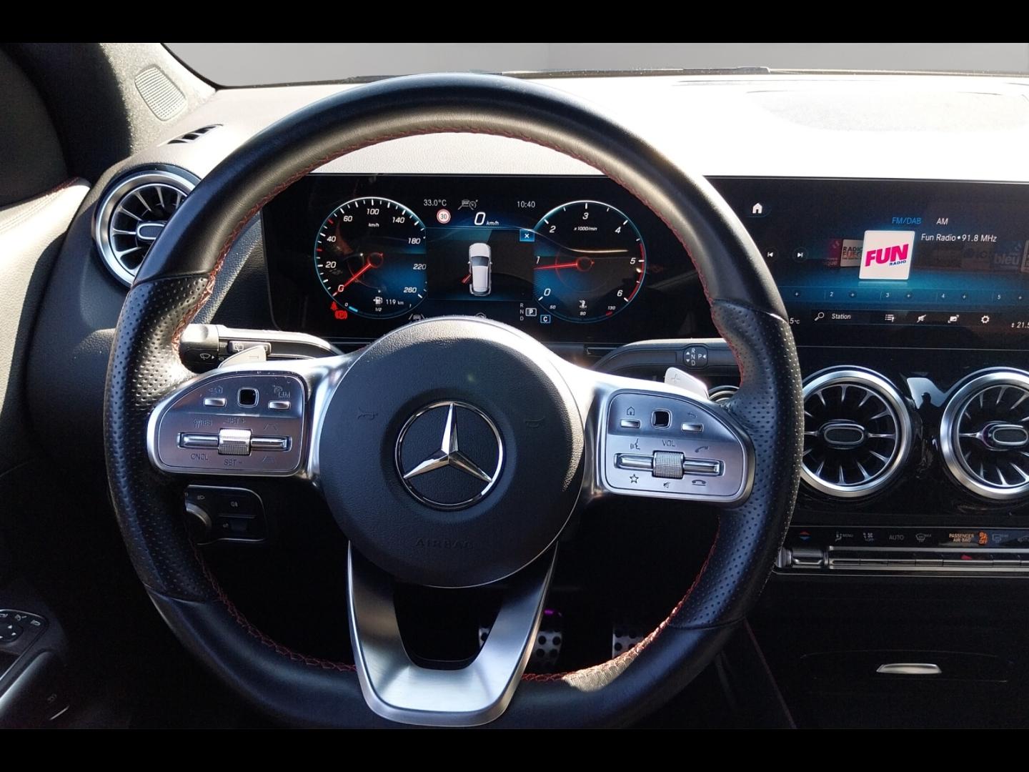 Image MERCEDES-BENZ GLA 220 d 190ch 4Matic AMG Line 8G-DCT