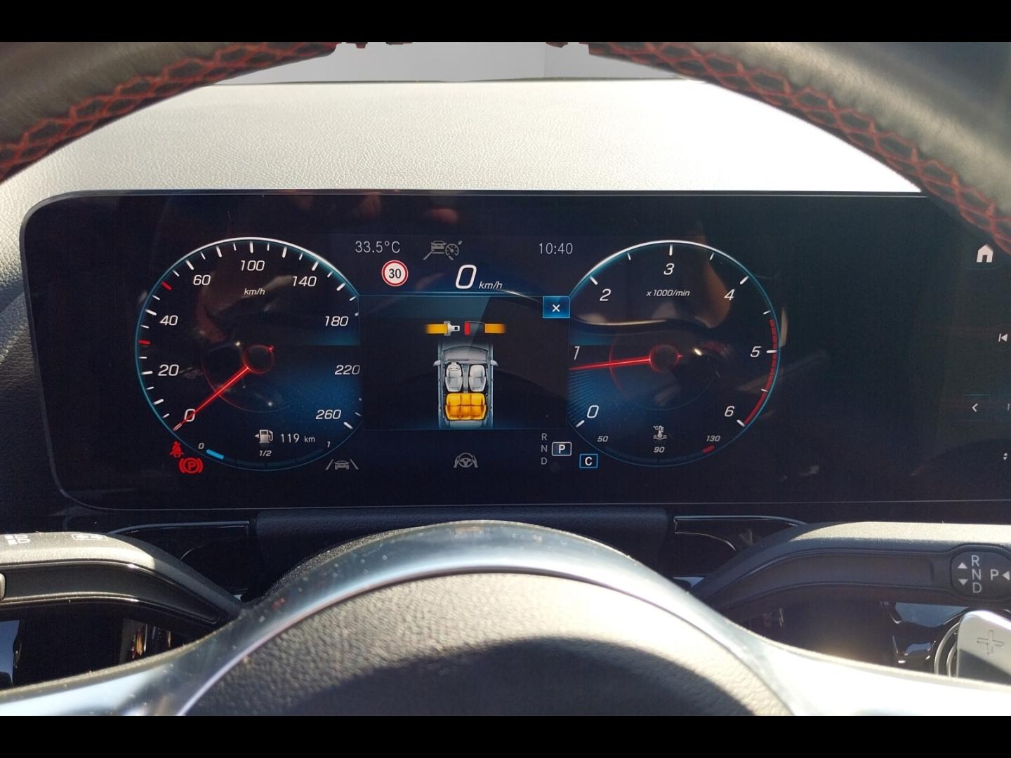 Image MERCEDES-BENZ GLA 220 d 190ch 4Matic AMG Line 8G-DCT