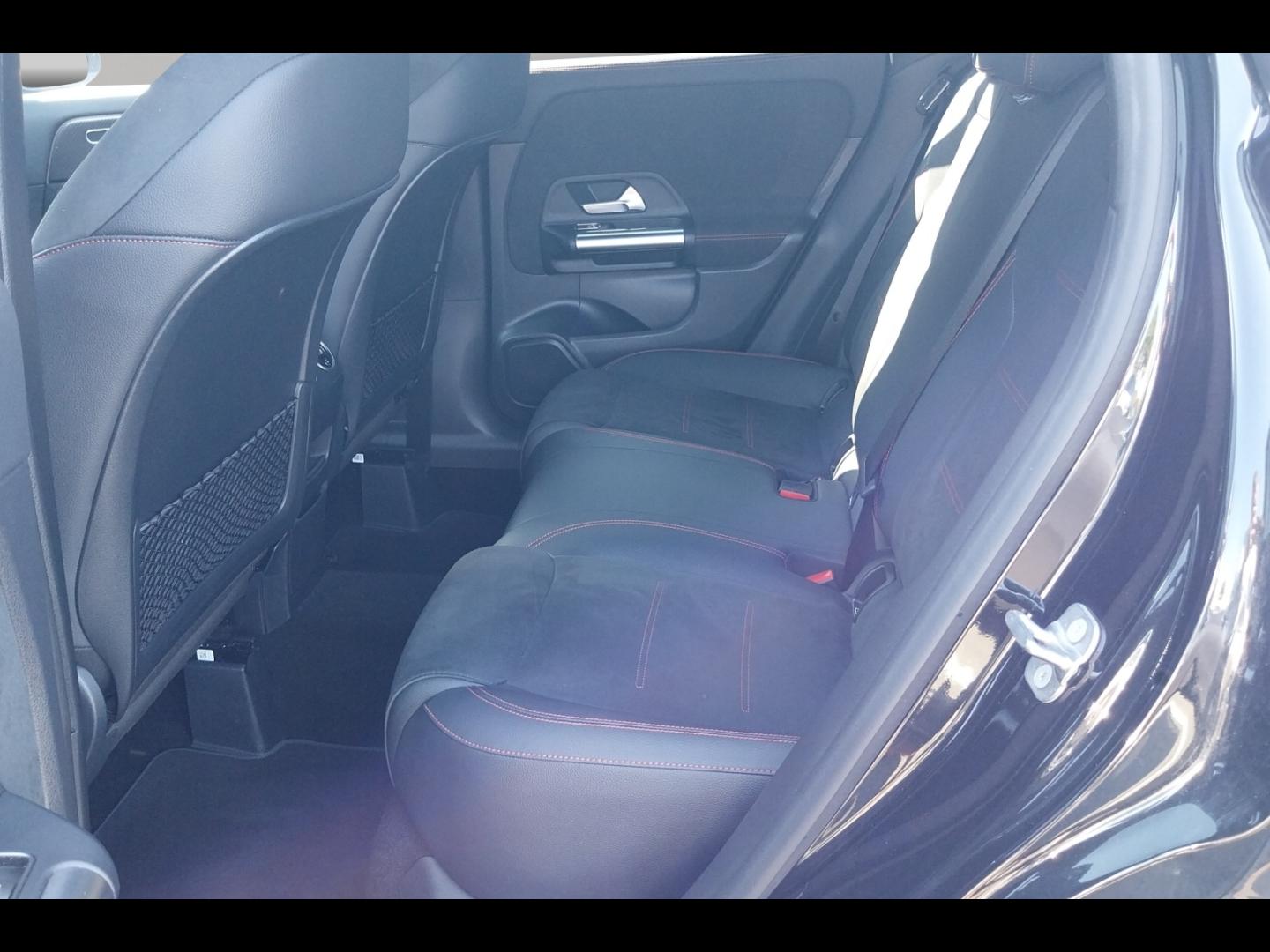 Image MERCEDES-BENZ GLA 220 d 190ch 4Matic AMG Line 8G-DCT