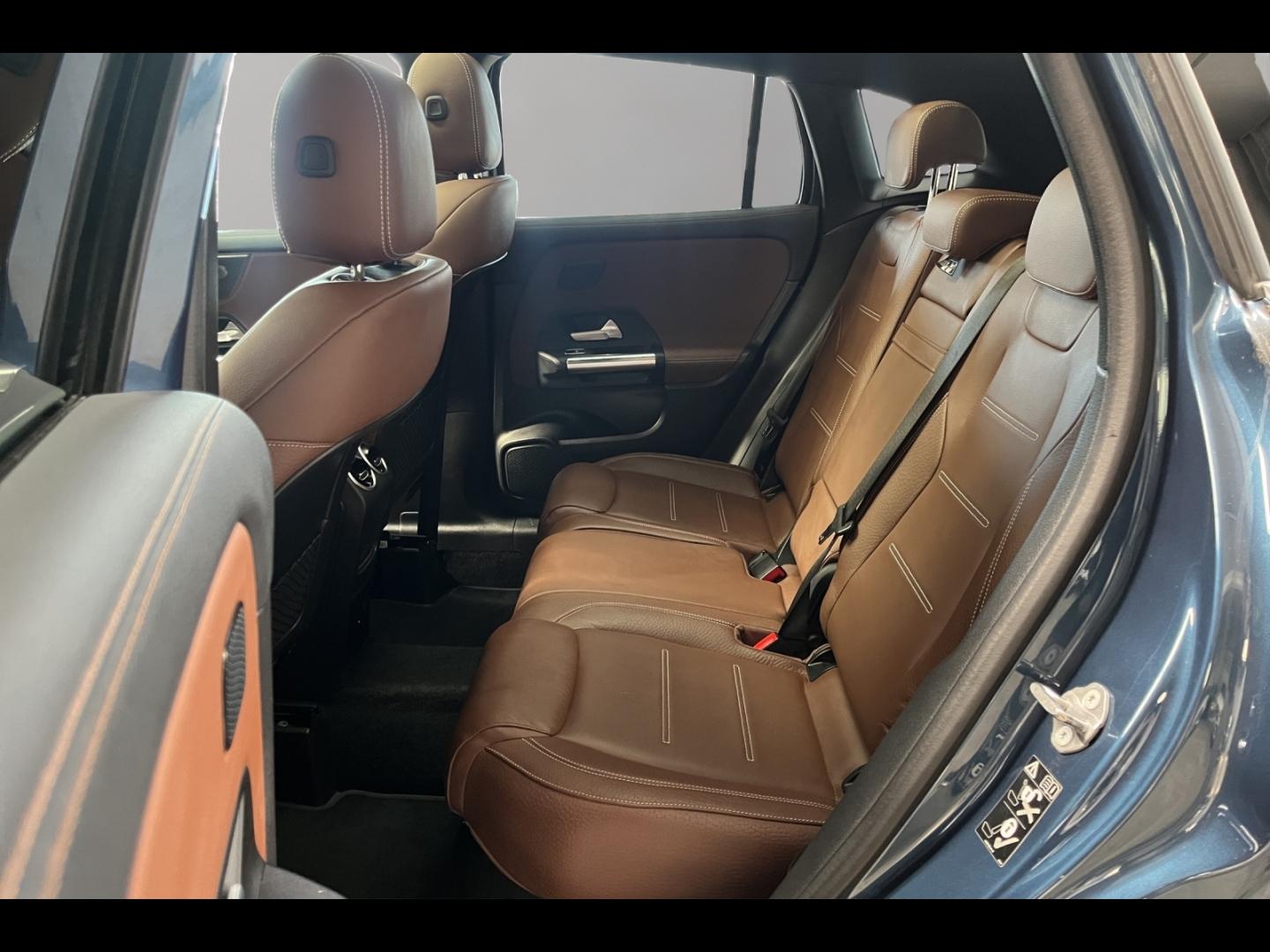 Image MERCEDES-BENZ GLA 250 e 160+102ch AMG Line 8G-DCT