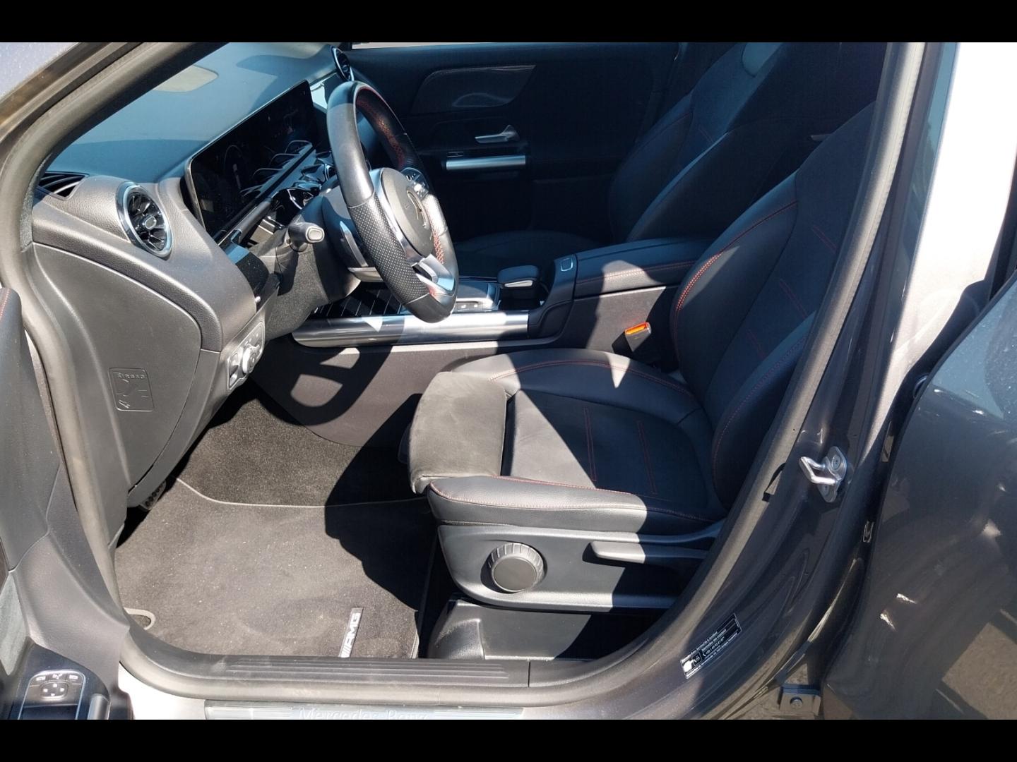 Image MERCEDES-BENZ GLA 200 d 150ch AMG Line 8G-DCT