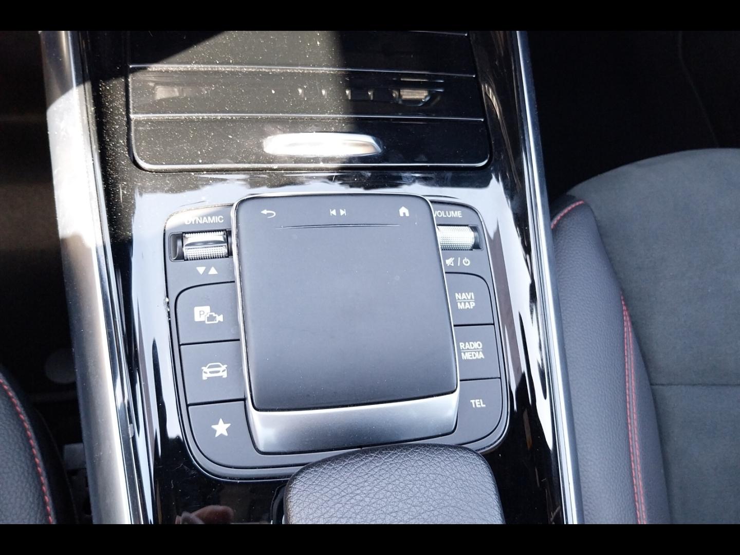 Image MERCEDES-BENZ GLA 200 d 150ch AMG Line 8G-DCT