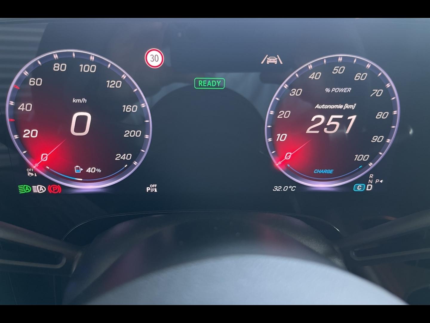 Image MERCEDES-BENZ CLA 250+ EQ 272ch AMG Line
