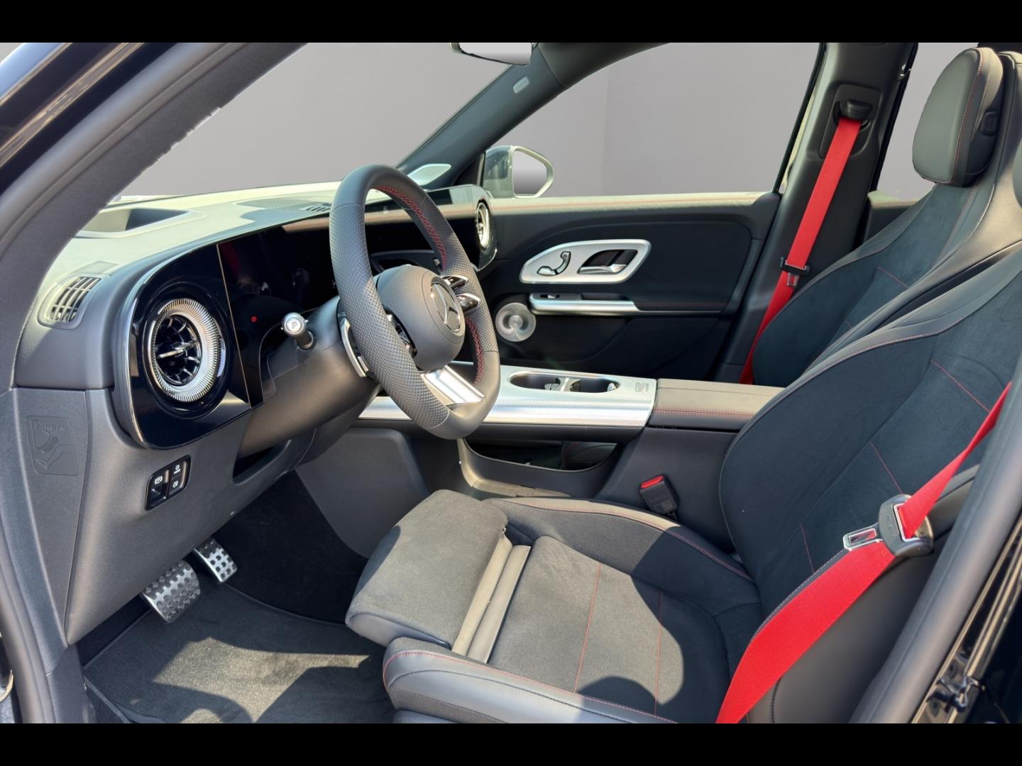 Image MERCEDES-BENZ GLB 200 163+30ch AMG Line 8G-eDCT
