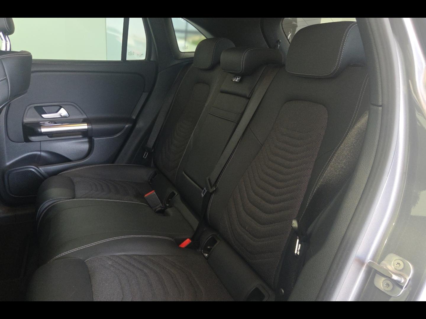 Image MERCEDES-BENZ EQA 250+ 190ch Progressive Line