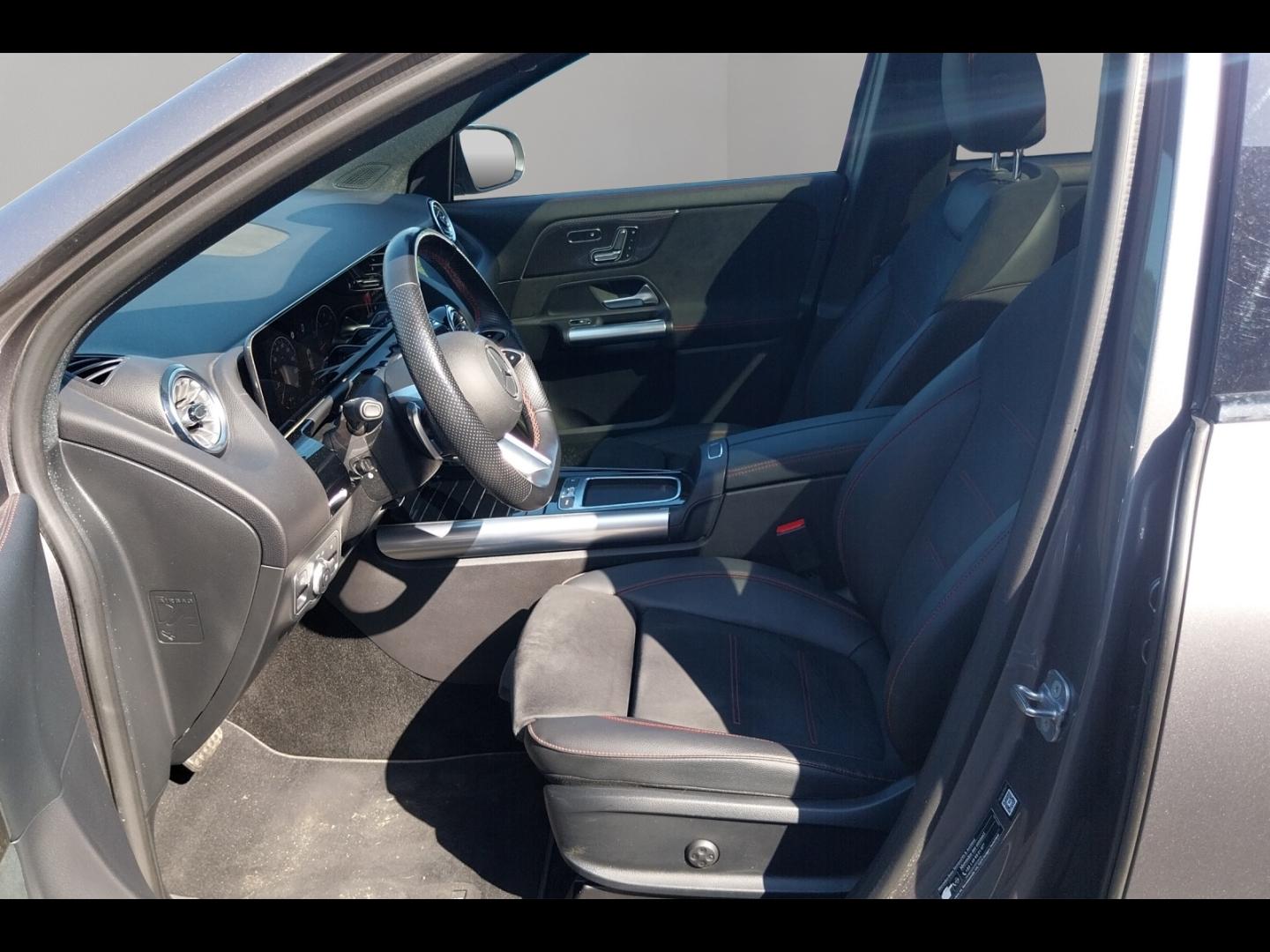 Image MERCEDES-BENZ GLA 200 d 150ch AMG Line 8G-DCT