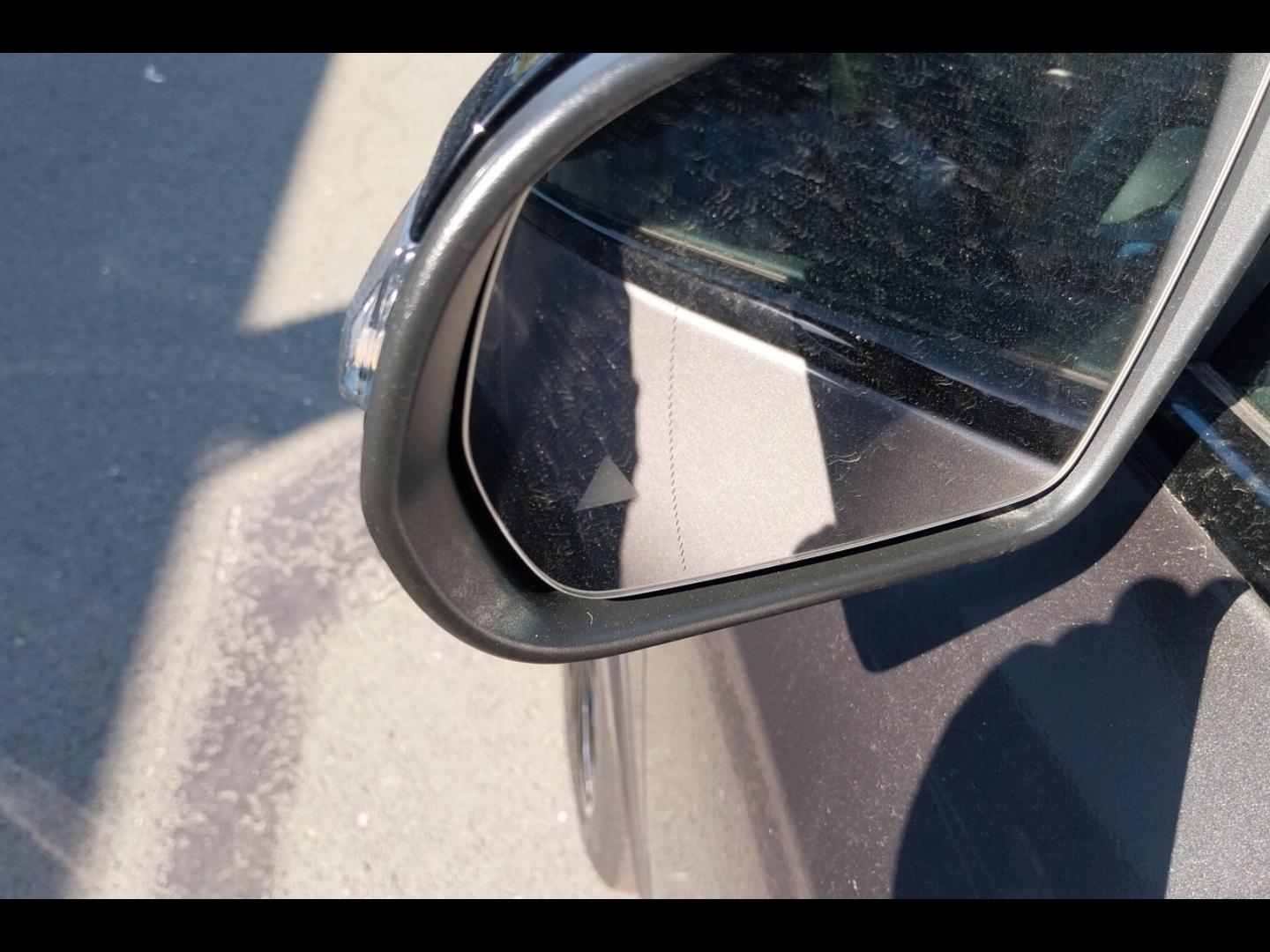 Image MERCEDES-BENZ GLA 200 d 150ch AMG Line 8G-DCT