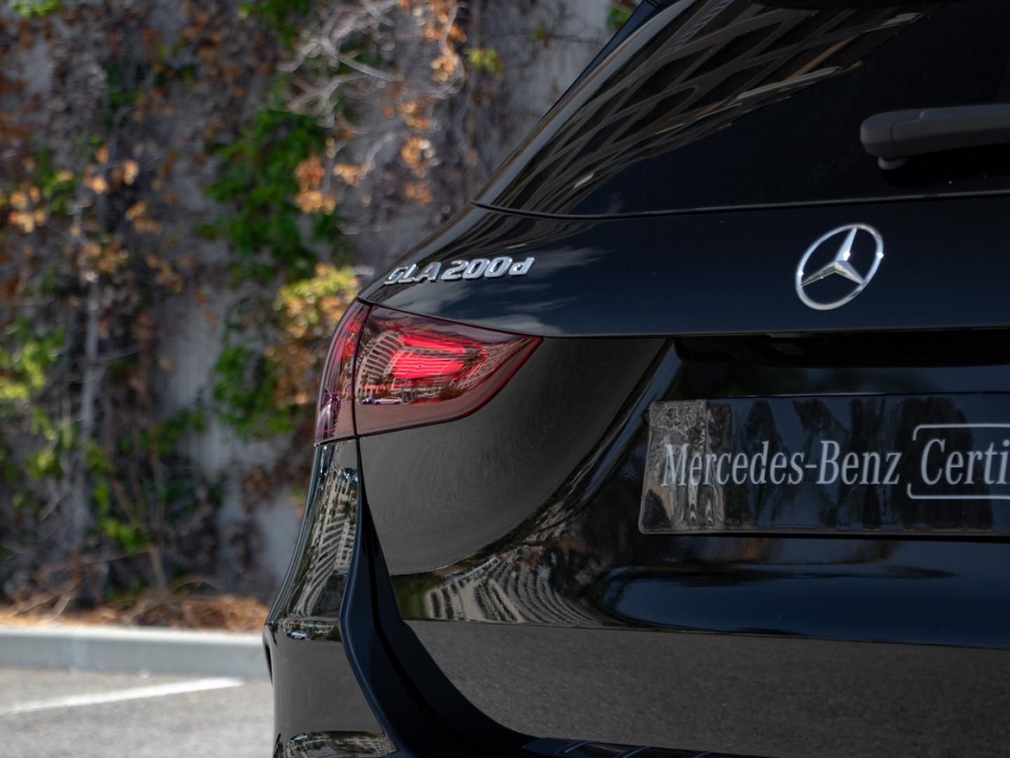 Image MERCEDES-BENZ GLA 200 d 150ch Edition 140 8G-DCT 4Matic