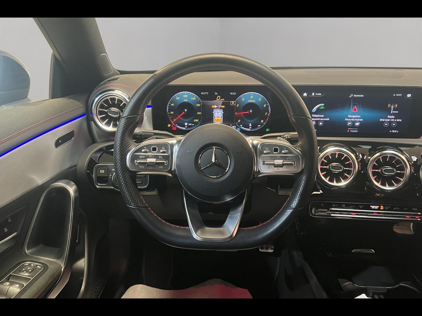 Image MERCEDES-BENZ CLA 200 163ch AMG Line 7G-DCT 9cv