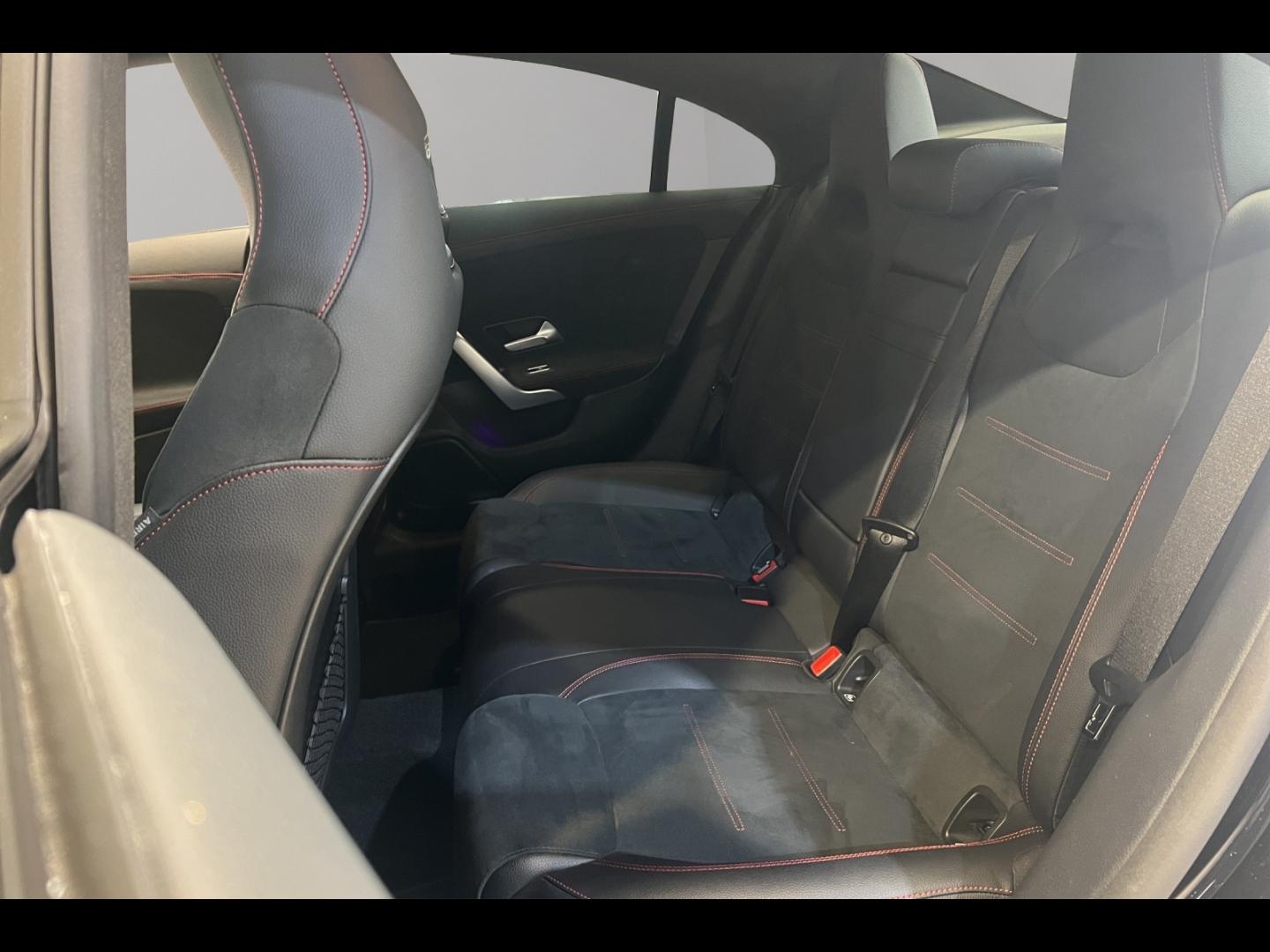 Image MERCEDES-BENZ CLA 200 163ch AMG Line 7G-DCT 9cv
