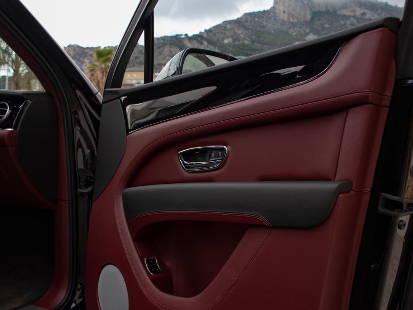 Image BENTLEY BENTAYGA V6 Hybrid 449ch