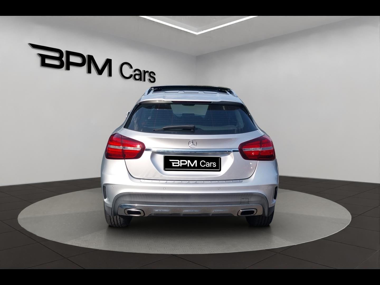 Image MERCEDES-BENZ GLA 200 d 136ch Starlight Edition 7G-DCT Euro6c