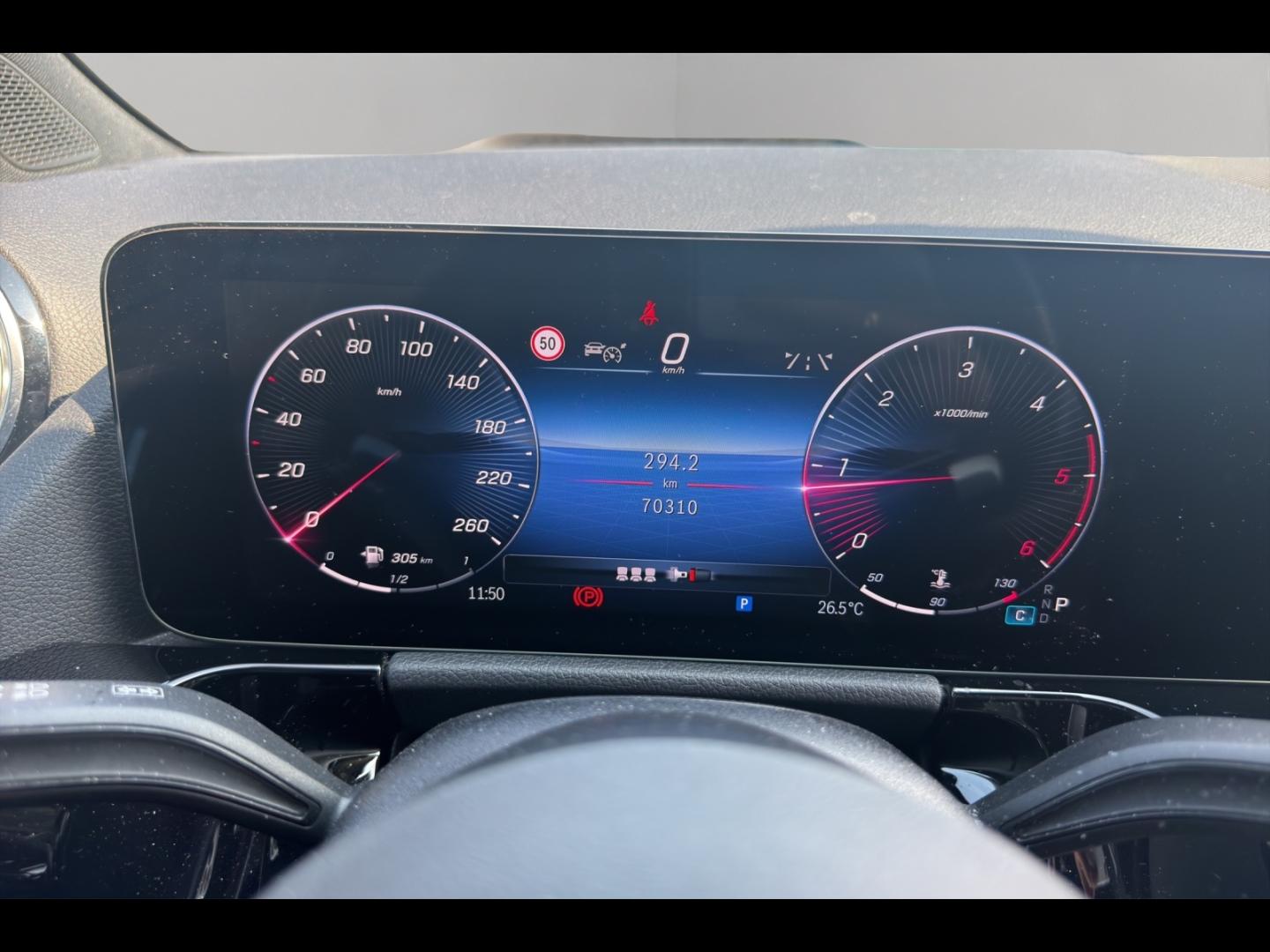 Image MERCEDES-BENZ GLA 220 d 190ch AMG Line 8G-DCT 4Matic