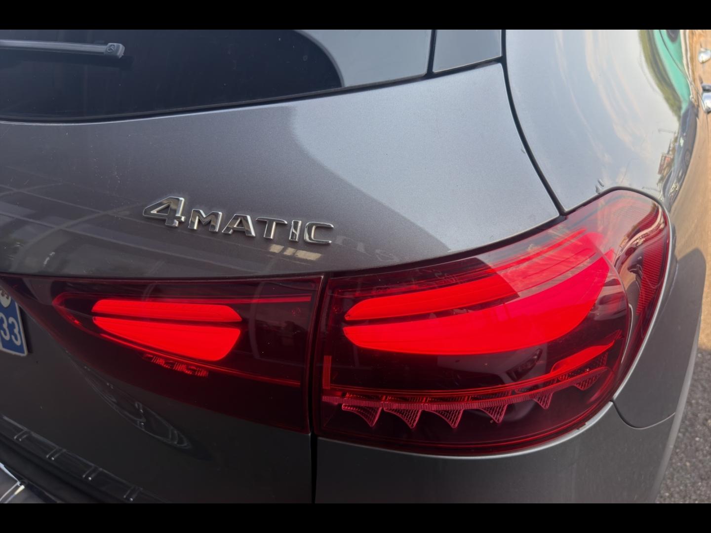 Image MERCEDES-BENZ GLA 220 d 190ch AMG Line 8G-DCT 4Matic