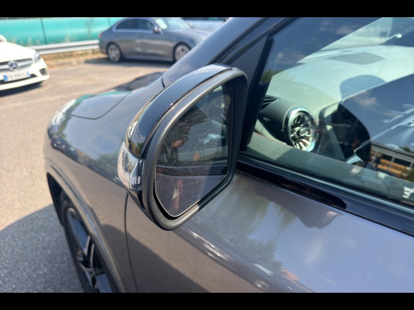 Image MERCEDES-BENZ GLA 220 d 190ch AMG Line 8G-DCT 4Matic