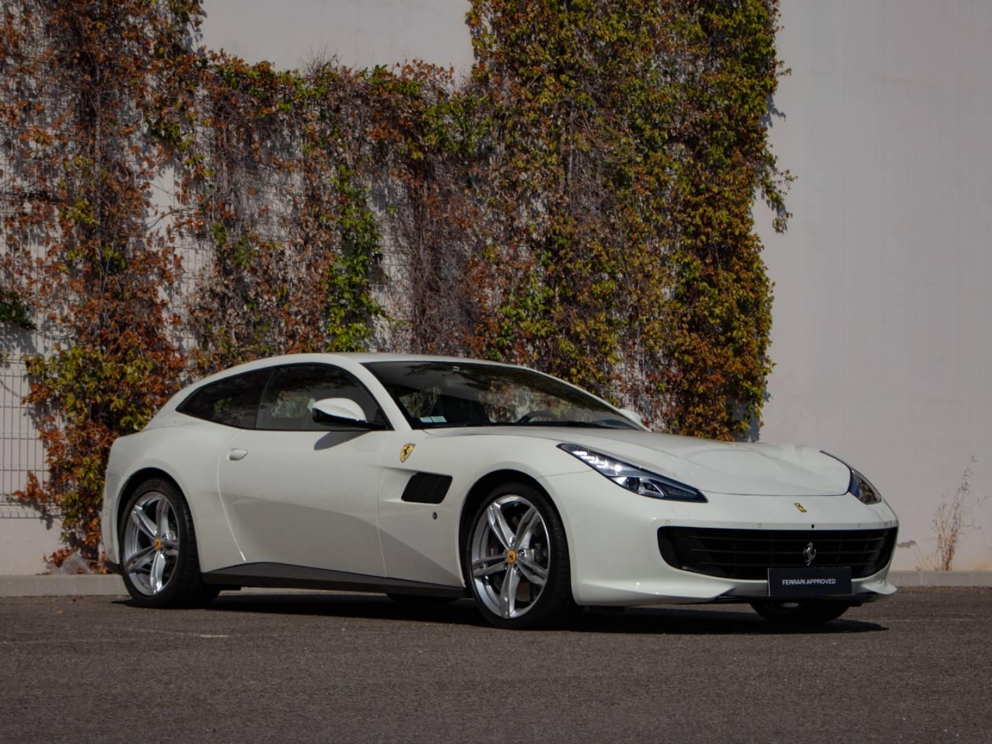 Image FERRARI GTC4 LUSSO V12 Atmosphérique 6.3