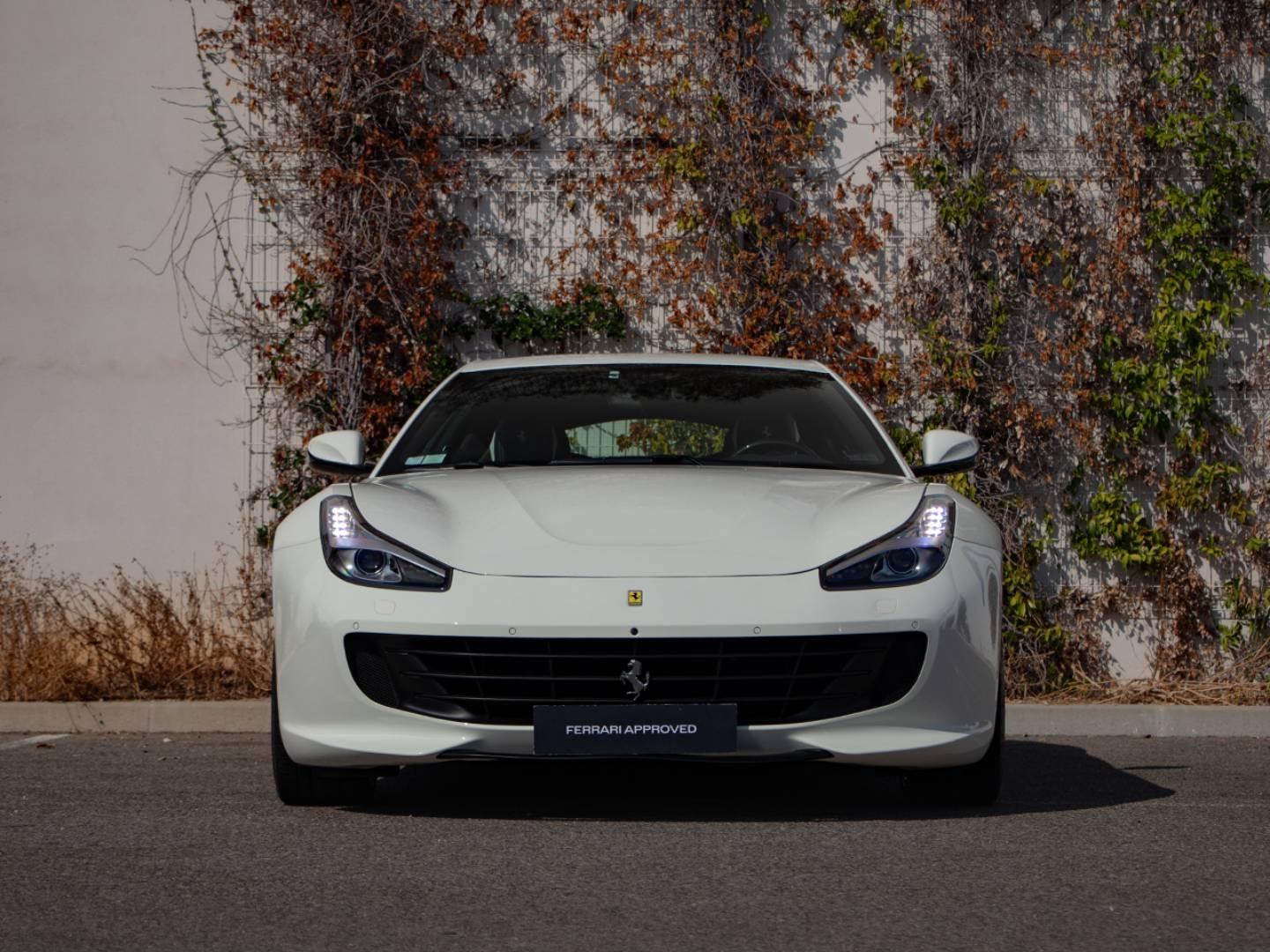 Image FERRARI GTC4 LUSSO V12 Atmosphérique 6.3