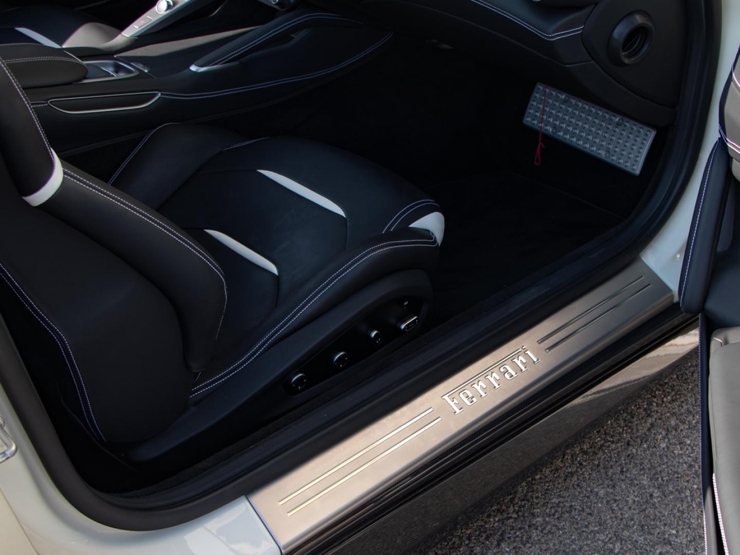 Image FERRARI GTC4 LUSSO V12 Atmosphérique 6.3