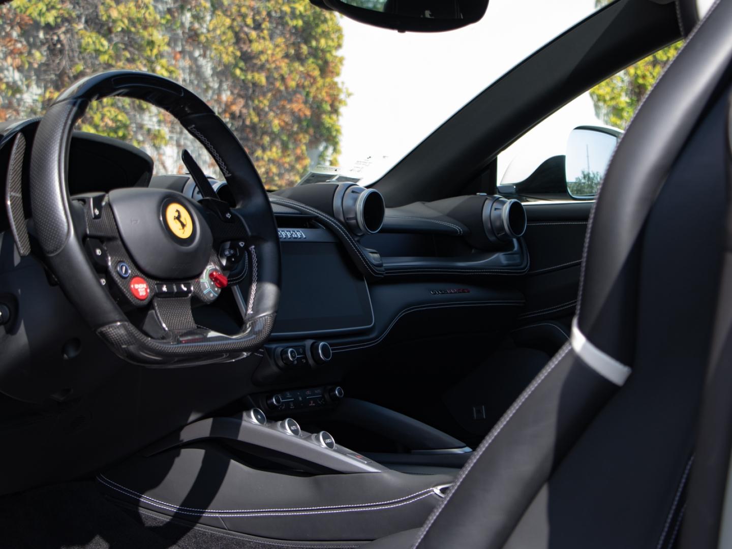 Image FERRARI GTC4 LUSSO V12 Atmosphérique 6.3