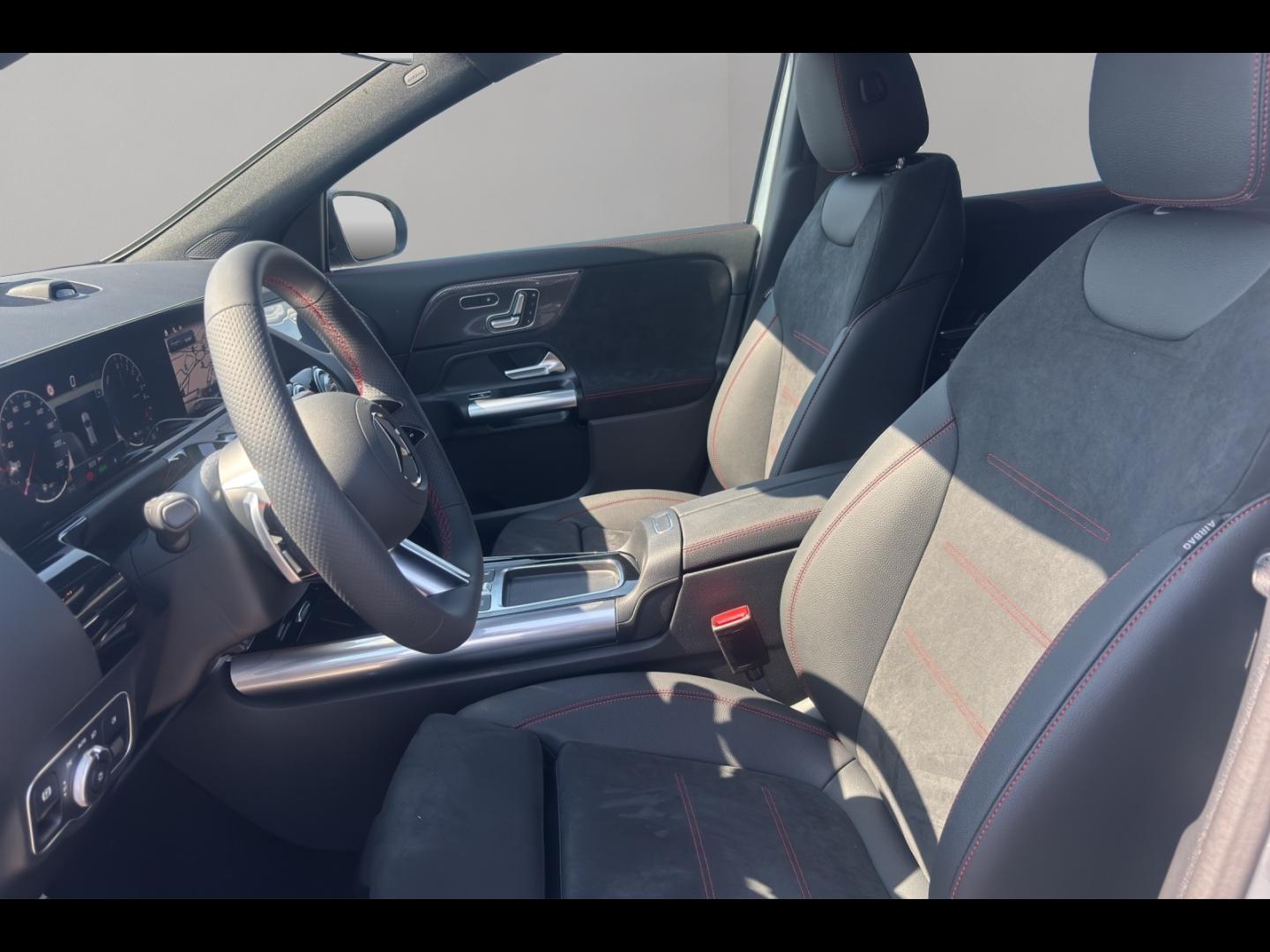 Image MERCEDES-BENZ GLA 250 e hybride rechargeable 218ch Edition 140 8G-DCT