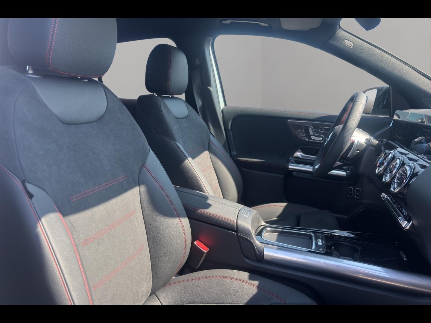 Image MERCEDES-BENZ GLA 250 e hybride rechargeable 218ch Edition 140 8G-DCT