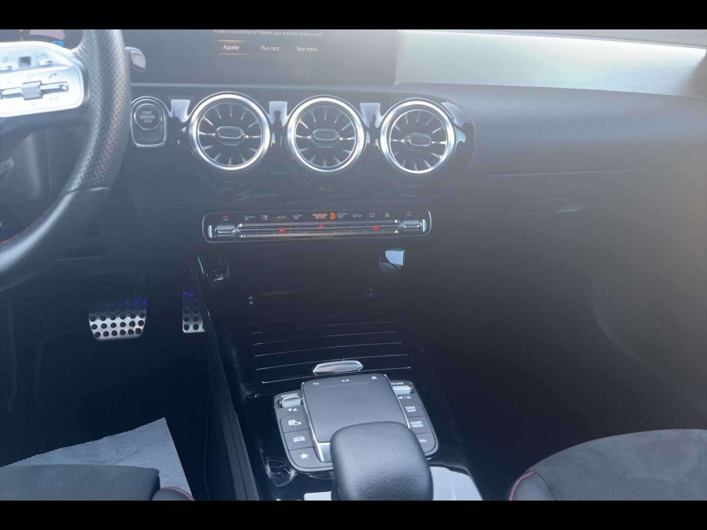 Image MERCEDES-BENZ CLA Shooting Brake 250 e 218ch AMG Line 8G-DCT