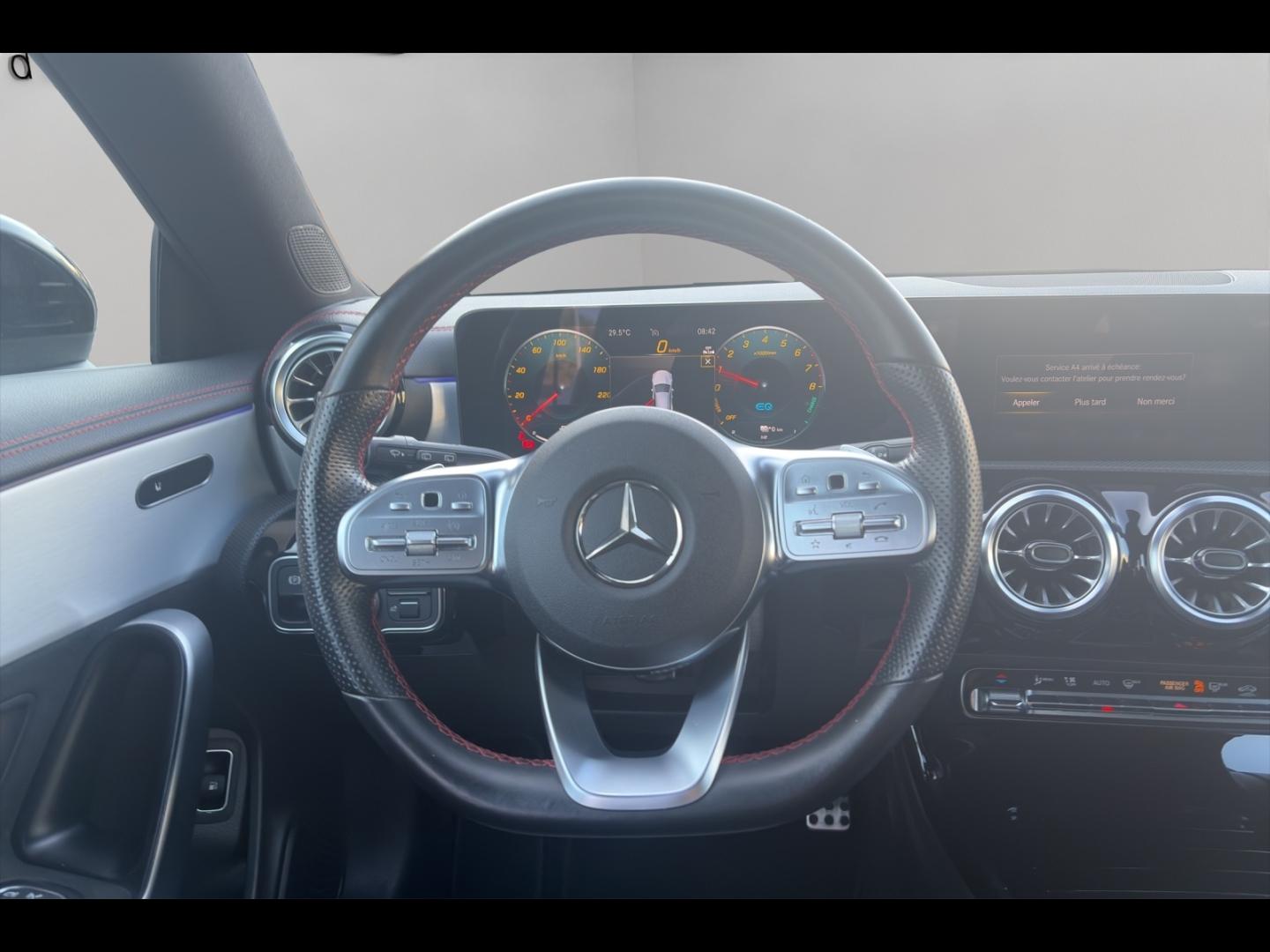 Image MERCEDES-BENZ CLA Shooting Brake 250 e 218ch AMG Line 8G-DCT
