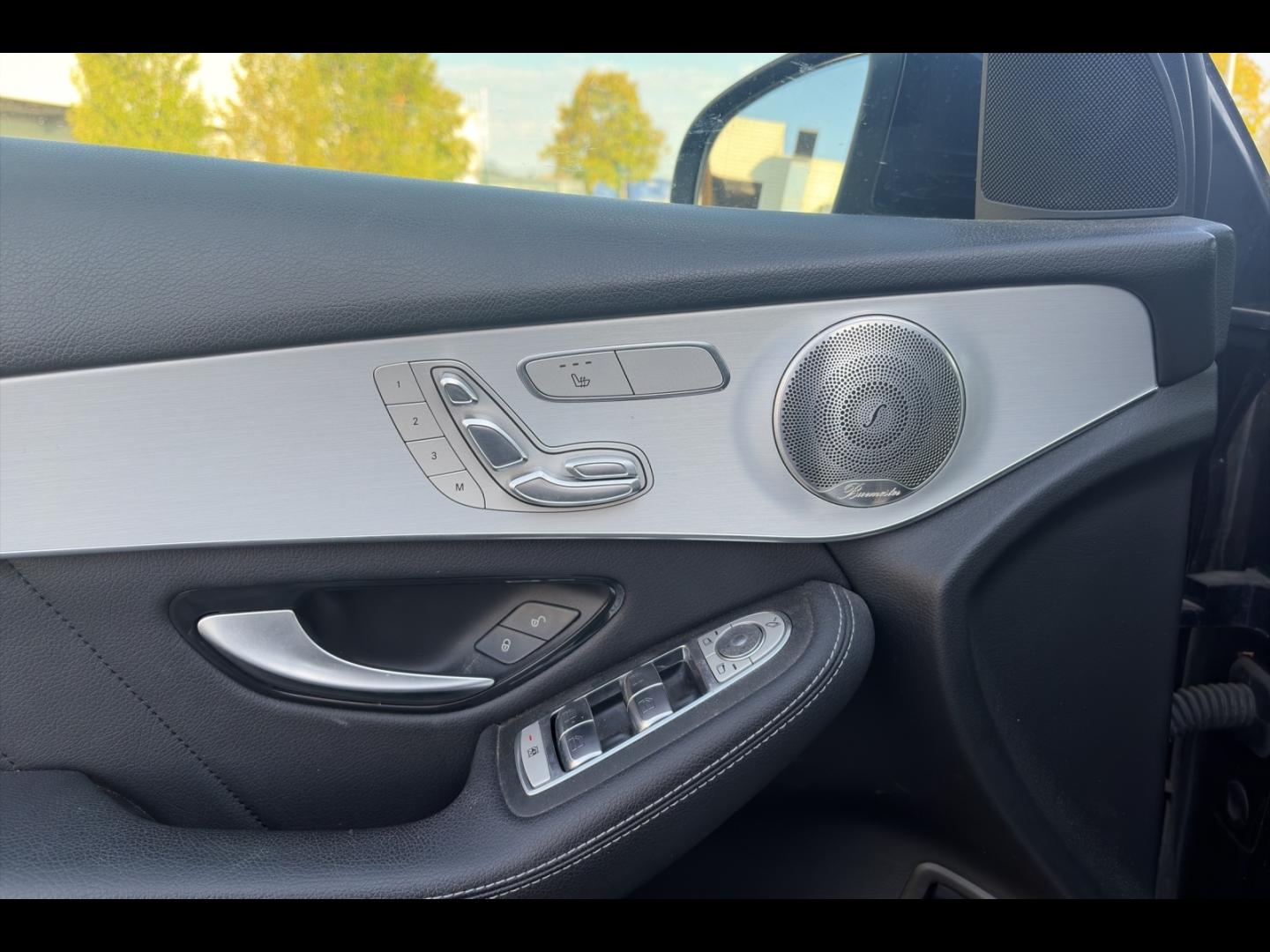 Image MERCEDES-BENZ GLC Coupé 300 e 211+122ch AMG Line 4Matic 9G-Tronic Euro6d-T-EVAP-ISC