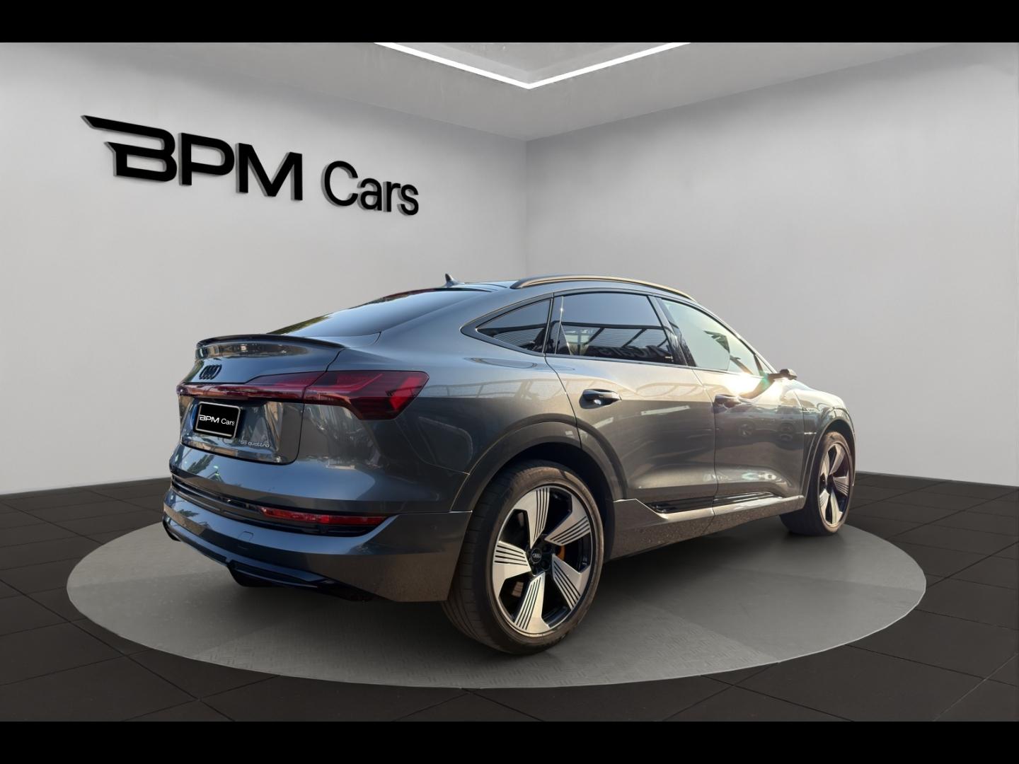 Image AUDI e-tron Sportback 55 408ch S Line e-quattro