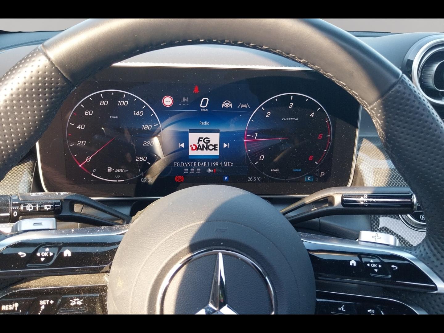 Image MERCEDES-BENZ GLC 220 d 197ch AMG Line 4Matic 9G-Tronic