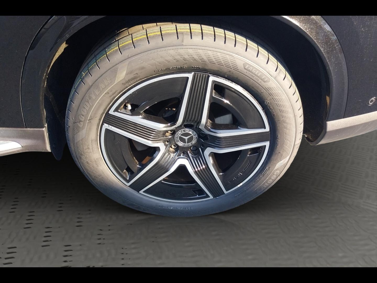 Image MERCEDES-BENZ GLC 220 d 197ch AMG Line 4Matic 9G-Tronic