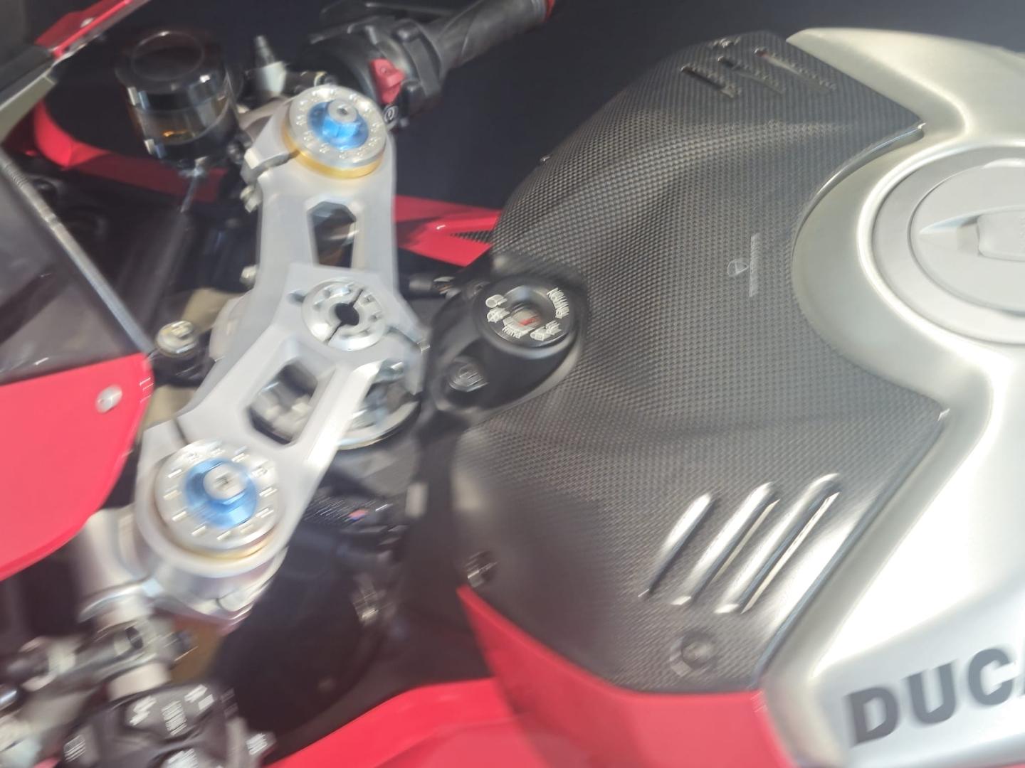 Image DUCATI Panigale Panigale V4 998 R