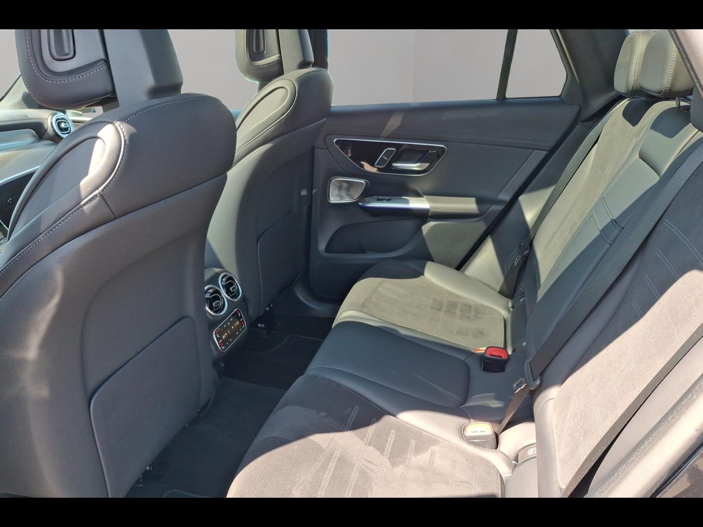 Image MERCEDES-BENZ GLC 300 e Hybrid 313ch AMG Line 4Matic 9G-Tronic