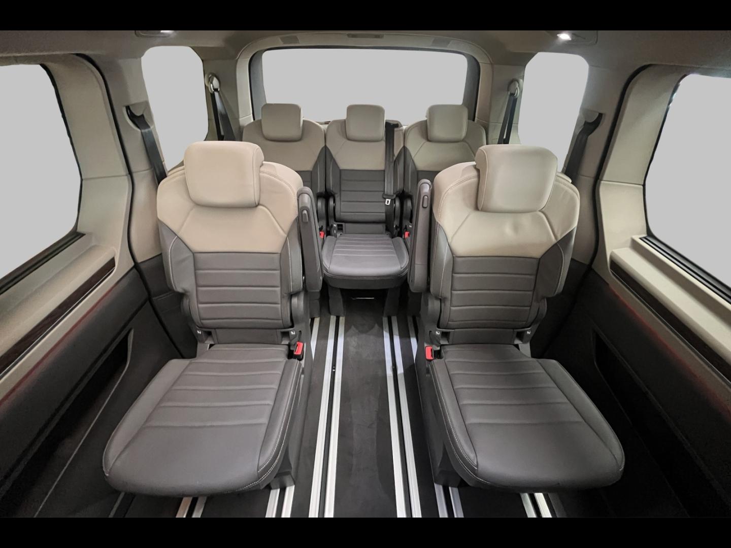 Image VOLKSWAGEN Multivan 1.4 eHybrid 218ch Style Court DSG6