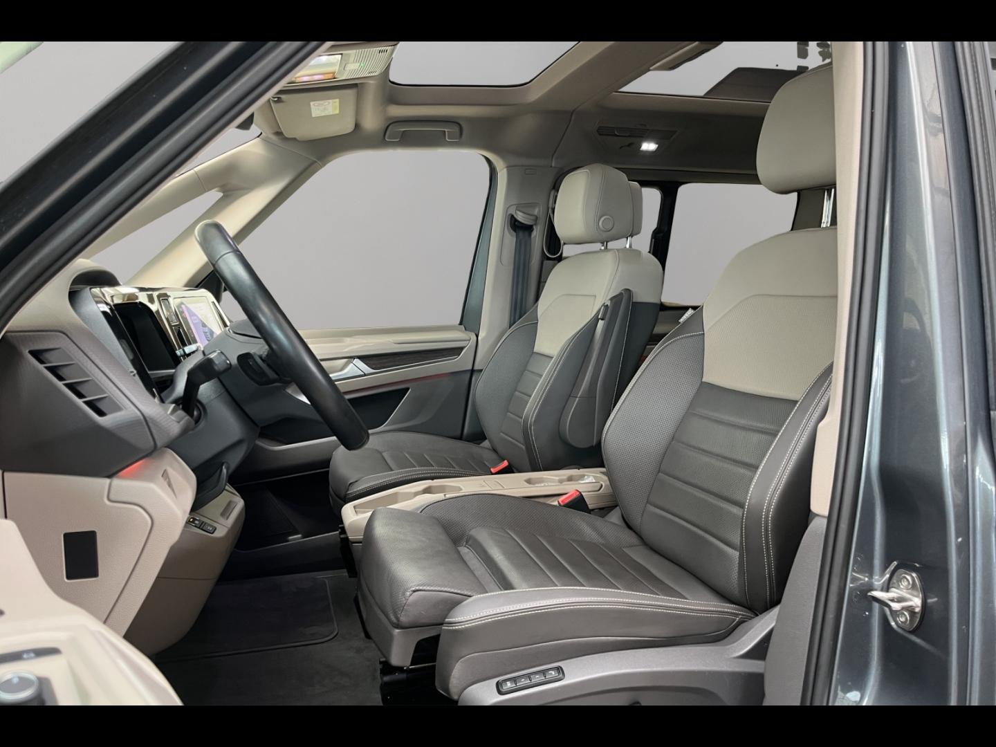 Image VOLKSWAGEN Multivan 1.4 eHybrid 218ch Style Court DSG6