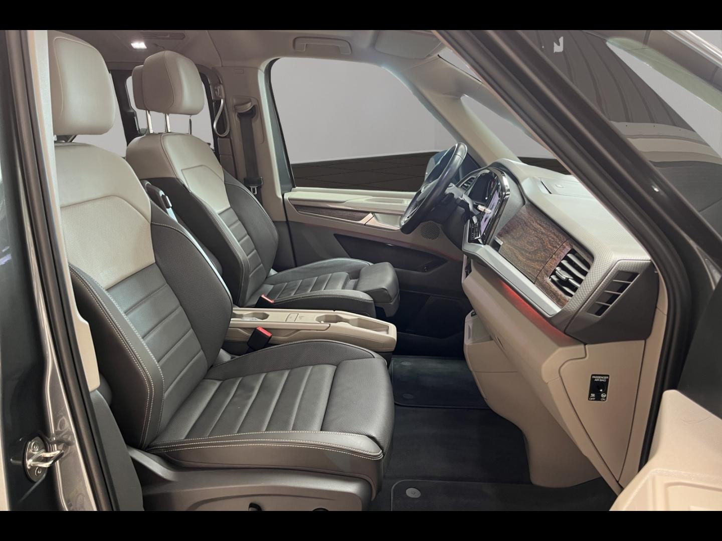 Image VOLKSWAGEN Multivan 1.4 eHybrid 218ch Style Court DSG6